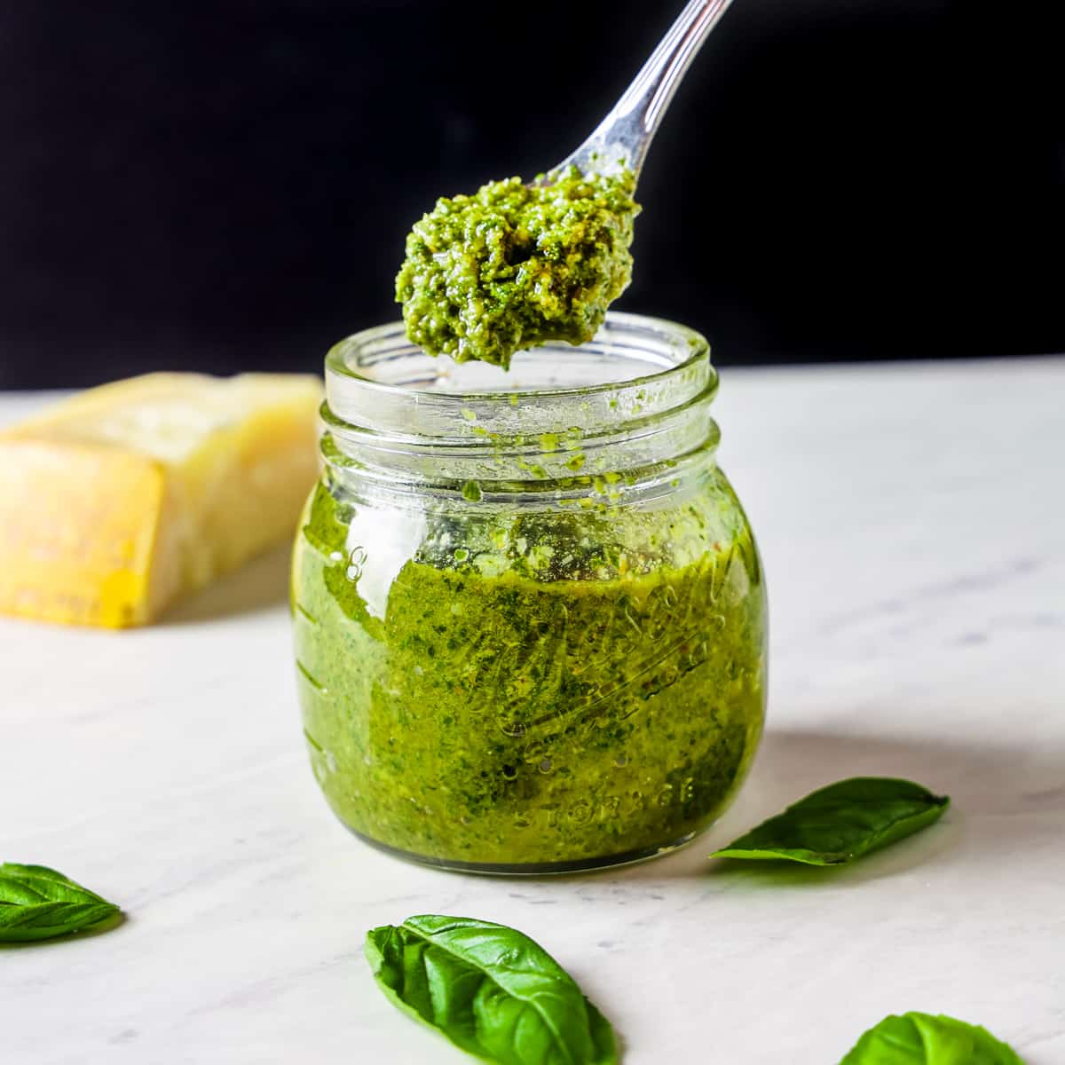 how to make pesto without a food processor